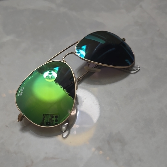 Ray-Ban Aviator Sunglasses - Gold Frame with Green and Blue Lenses